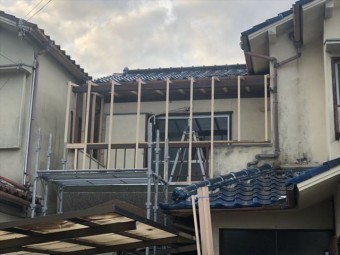 加古川市野口町のベランダ下地の施工中の写真