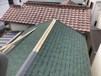 加古川市でアルマ葺き替えの棟板金施工