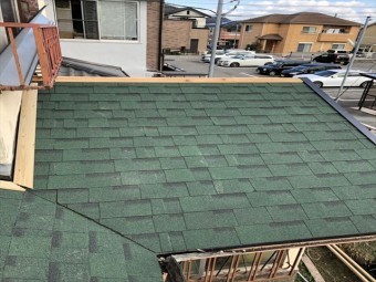 加古川市でアルマ葺き替えの雨押え板金下地