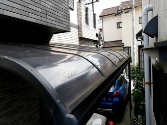加古川市で足場施工の為にカーポート屋根一時撤去