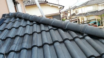 高砂市の雨漏りした部分の上部の棟