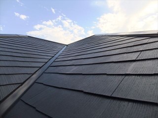 相生市屋根塗装中塗り塗装後の屋根