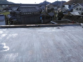 笠木の飛んだ屋根