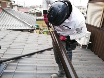 姫路市の劣化した雨樋の交換工事