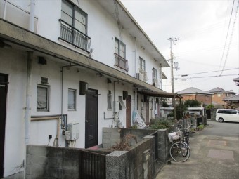 加古川市の築古年の物件の外壁塗装の劣化