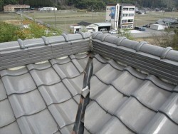 夢前町の雨漏り調査の谷板金部分