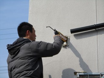 姫路市のベランダ排水口内部のコーキング