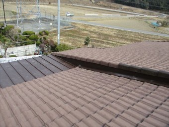 加西市のガルバリウム葺き替え完了写真