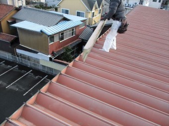 姫路市の破損した板金の撤去