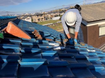 瓦屋根葺き替え工事