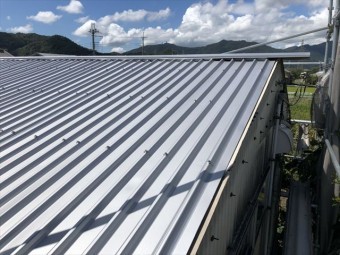 屋根カバー工法