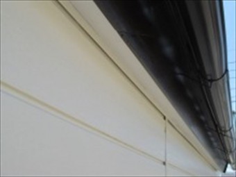 鼻隠しの真下部分