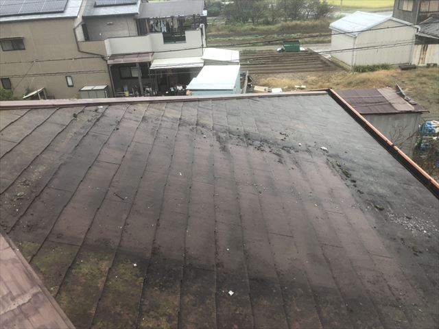 加古郡の温水器撤去後の屋根の写真
