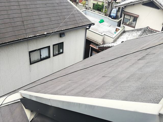加古川市で台風の強風でめくれた破風板