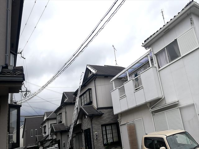 加古川市の飛散した破風の応急処置の防水シート