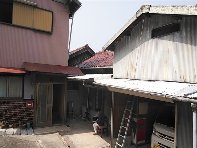 加古川市の瓦屋根の雨漏り調査