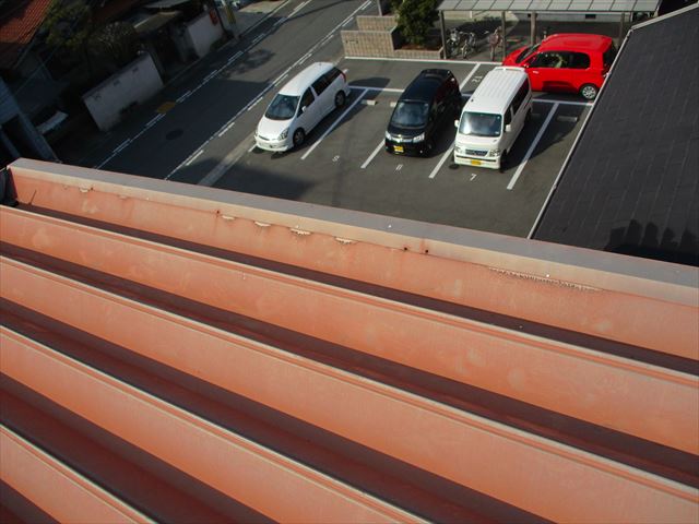 姫路市の折板屋根の固定ビス追加補強