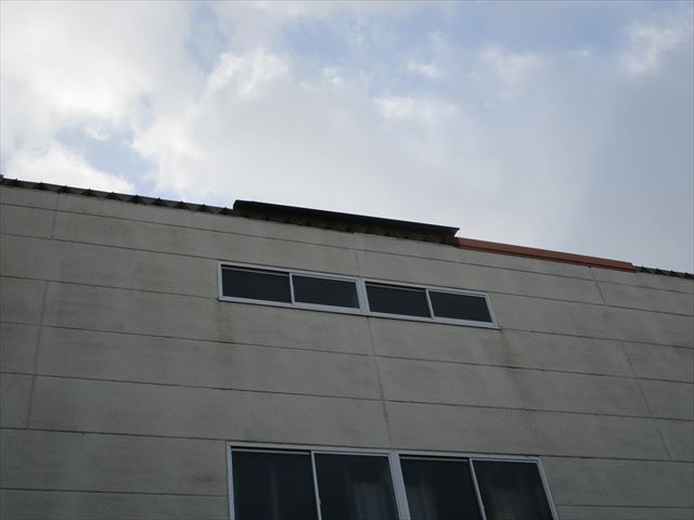 姫路市の屋根板金の破損状況