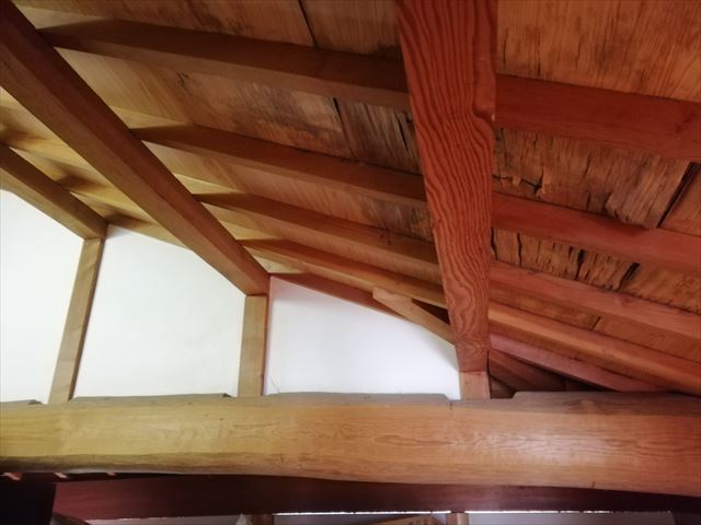 加古川市で雨漏り無料診断のお宅の天井の雨染み