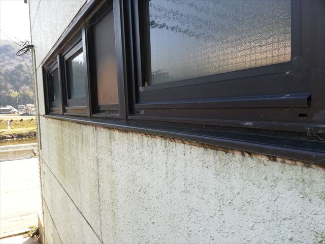 姫路市の排煙窓からの雨漏りの対策