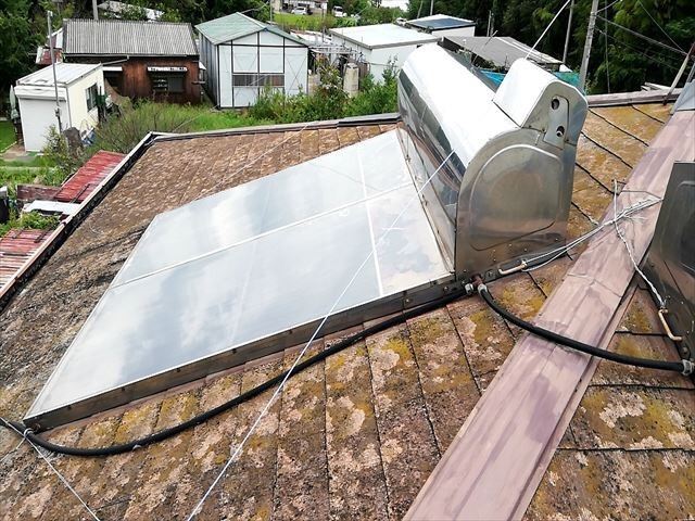 加古郡の屋根の使用していない温水器